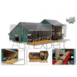 Etable en bois pour animaux avec hangar pour tracteurs jouet Kids Globe 610200 échelle 1:32