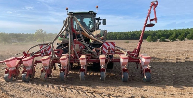 Semis &amp; Pulv&eacute;risation